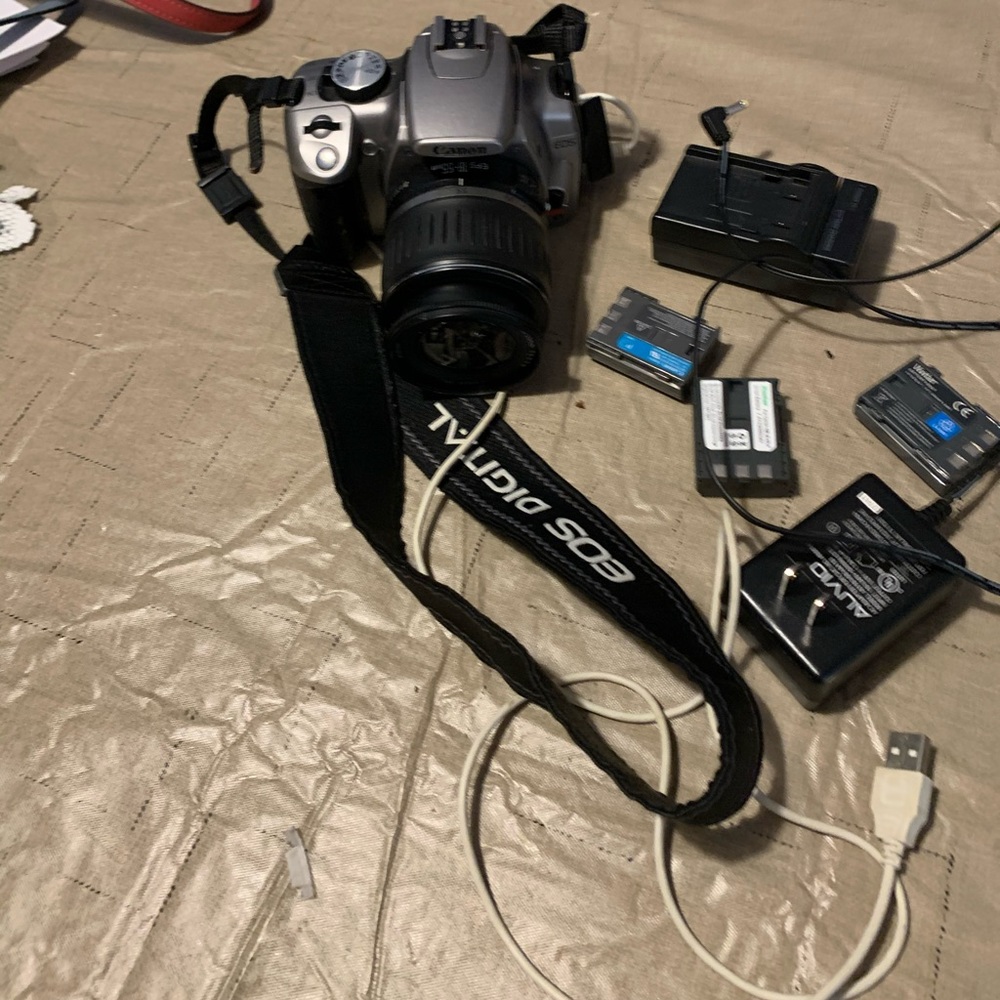 DSLR camera